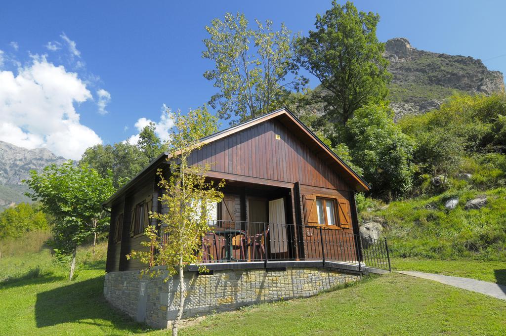 Bungalows La Borda d´Arnaldet Villanova Exteriör bild