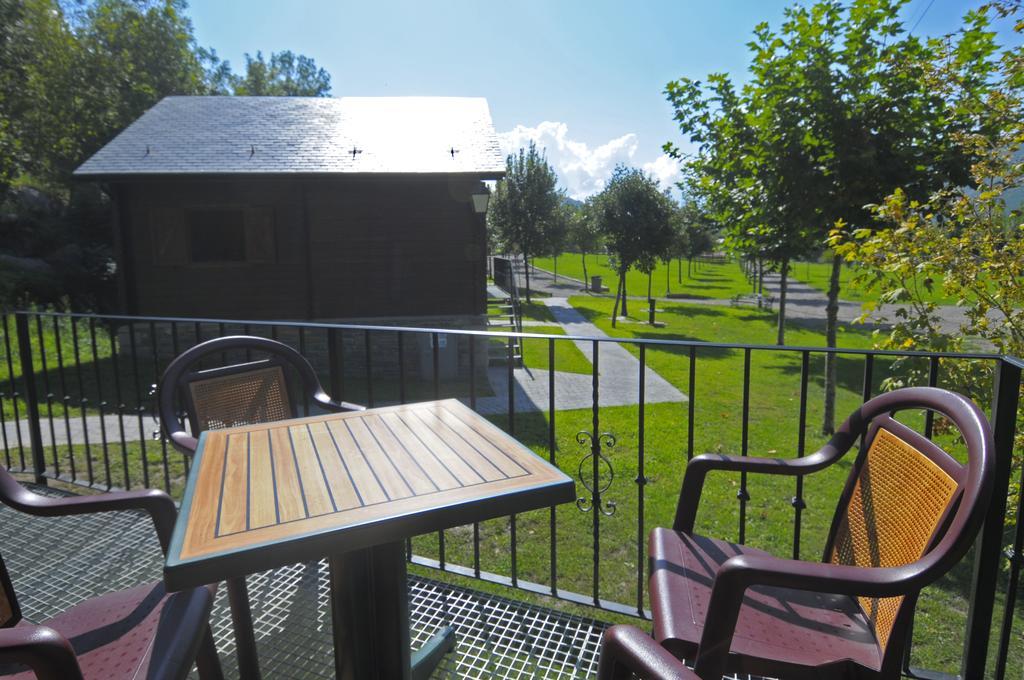 Bungalows La Borda d´Arnaldet Villanova Exteriör bild